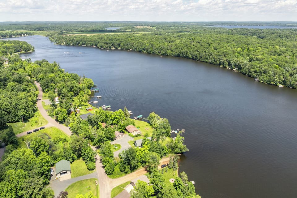 Big Blake Lake is home to stunning wildlife, including bald eagle nests, loons, lake otters, and more. Keep an eye out for deer and the occasional bear, making your nature escape unforgettable.