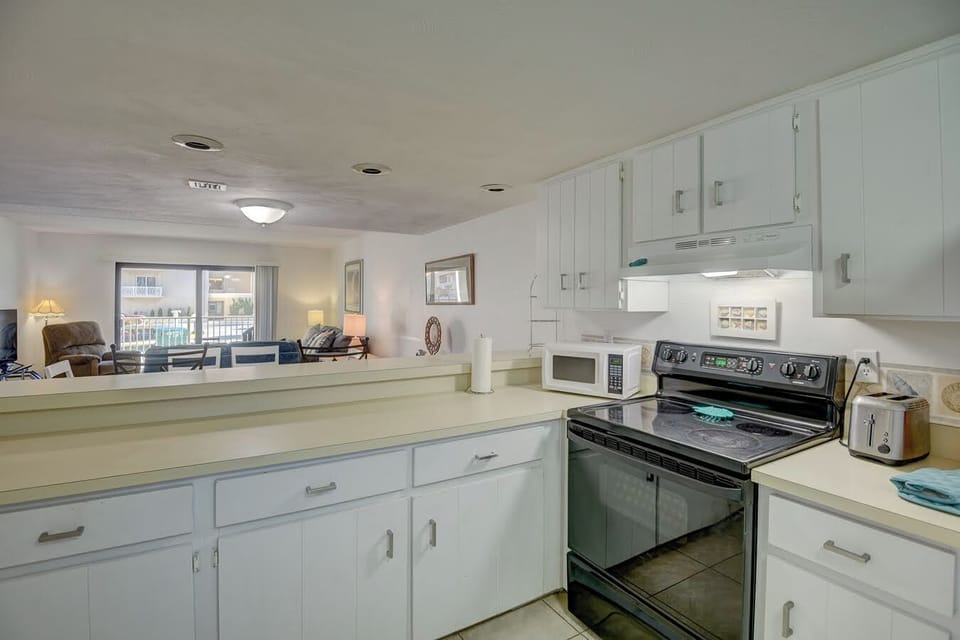3800 S. Atlantic Ave (25)