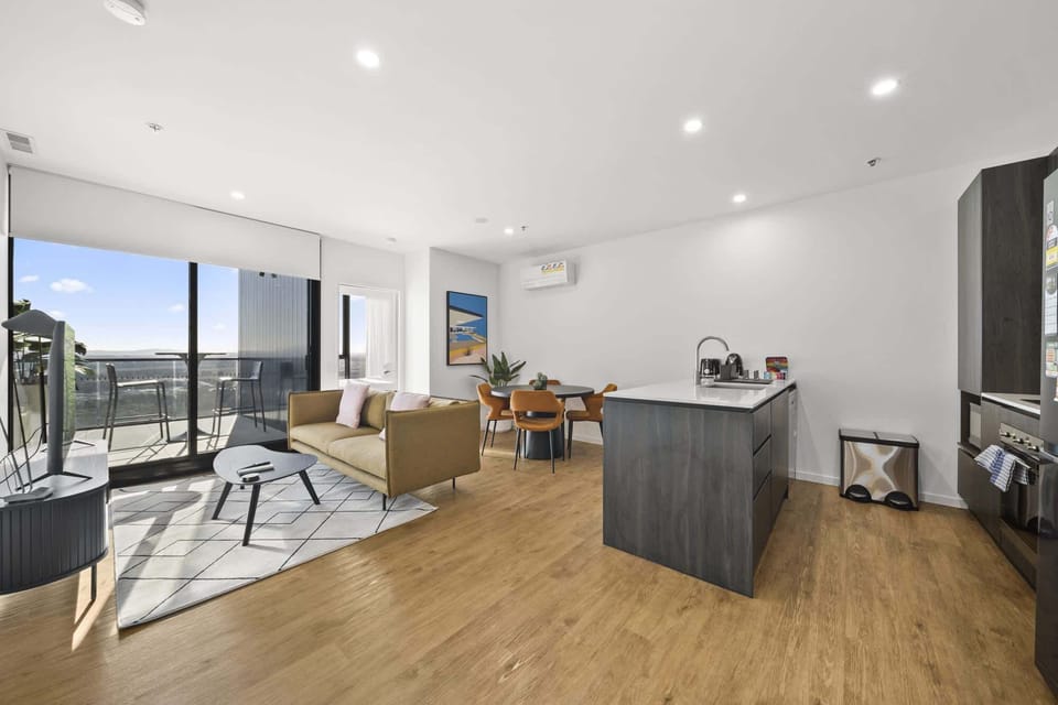Living Area/Dining Area/Kitchen