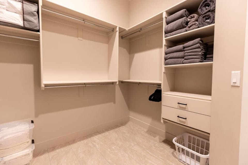 Attached walk in closet.