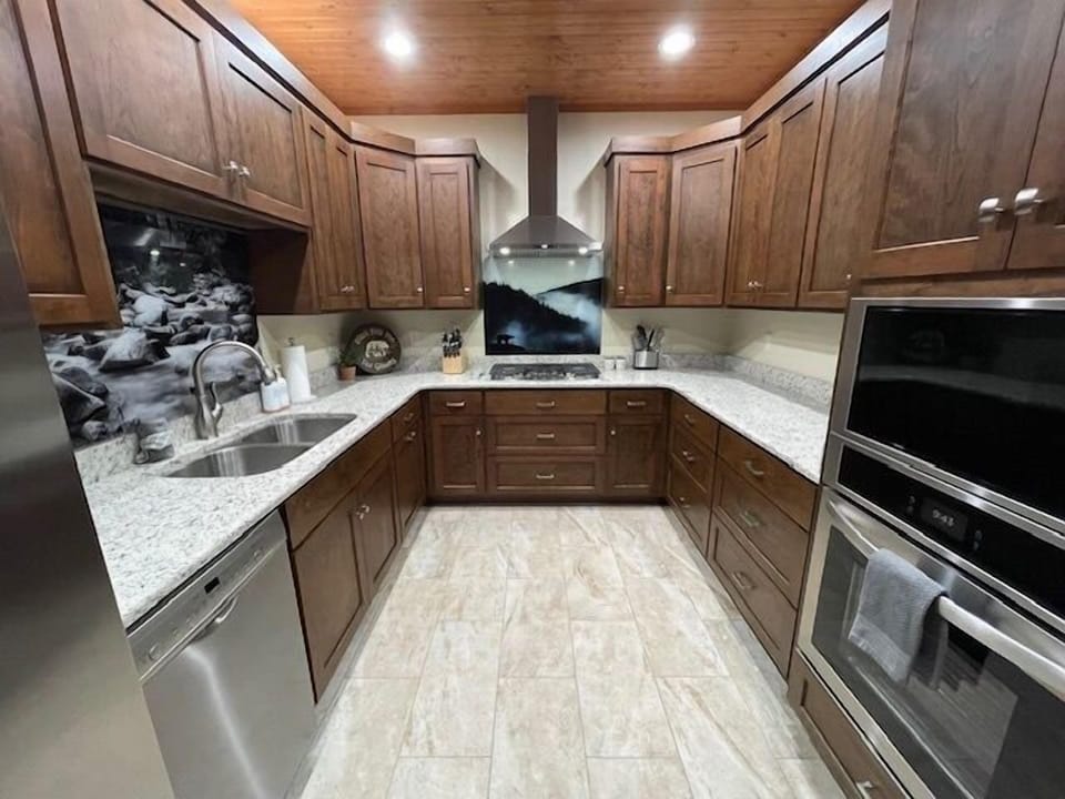 Fox Run Kitchen