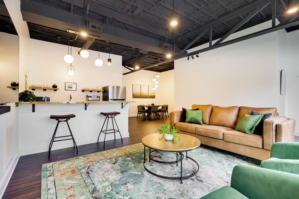 Harrisonburg Vacation Rental | 3BR | 1BA | 1,300 Sq Ft | 1 Step to Enter