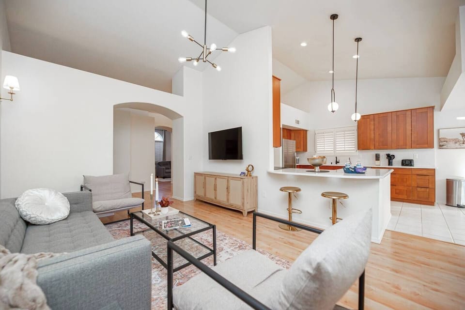 Large Open kitchen