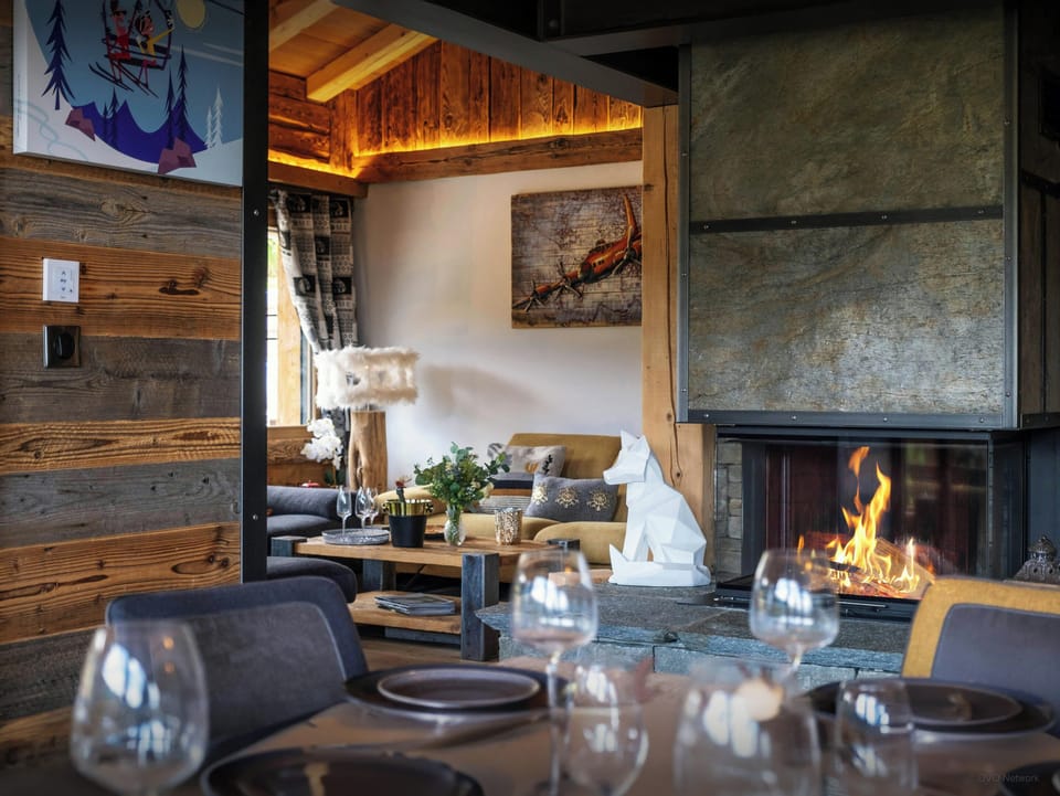 Dining /Lounge