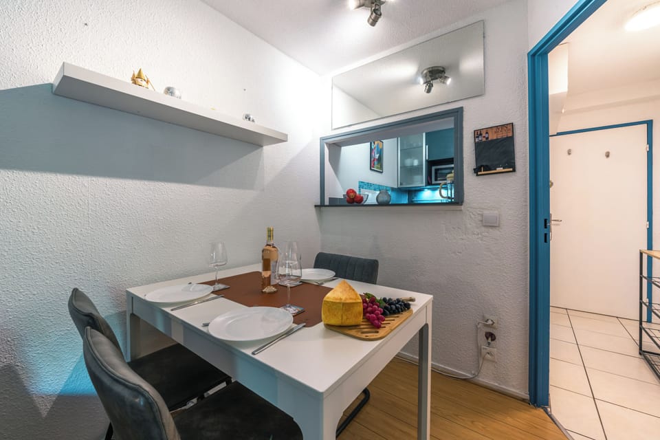 Kitchen and dining area