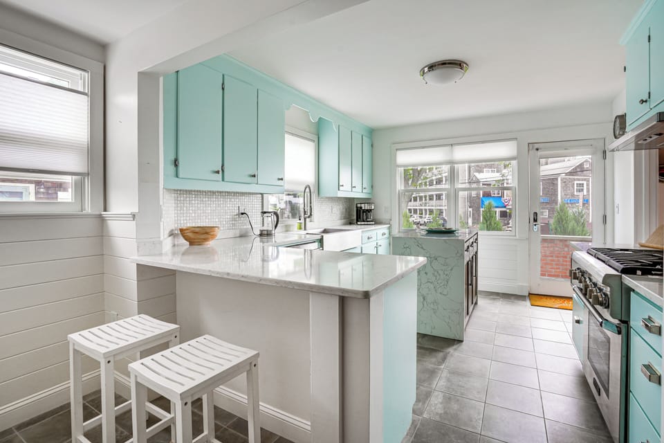 Kitchen | Cooking Basics Supplied | 1st Floor