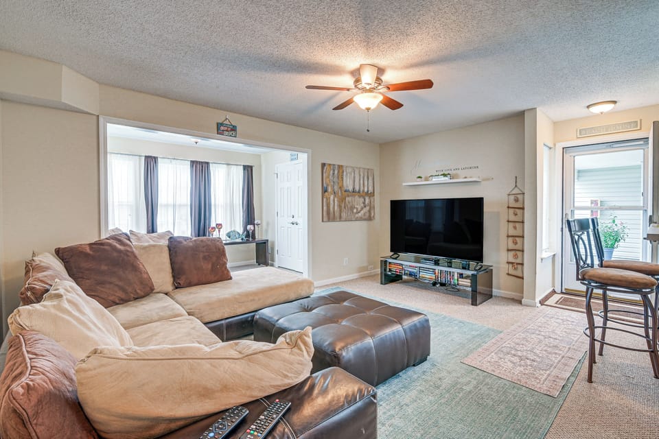 Myrtle Beach Vacation Rental | 2BR | 2BA | 1,125 Sq Ft | Stairs to Enter