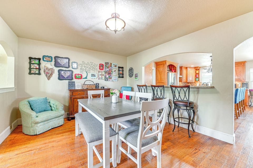Dining Room | Dishware/Flatware Provided | 1st Floor
