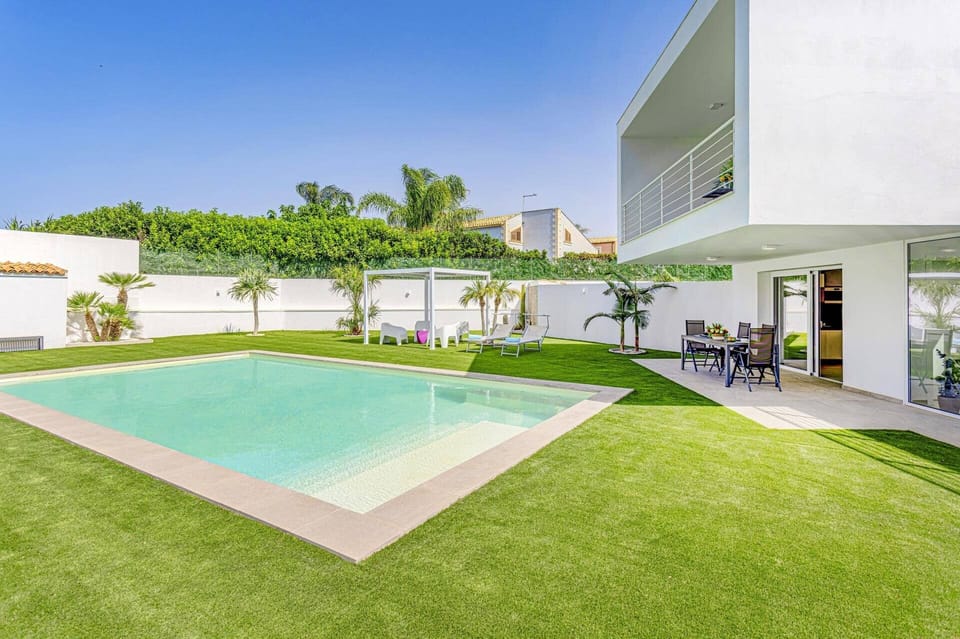 Villa Lobelia image