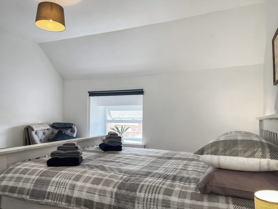 Double bedroom | Cricketer&rsquo;s Cottage, Ipstones, near Leek