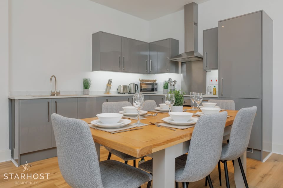 All crockery, cutlery, glassware and placemats are provided