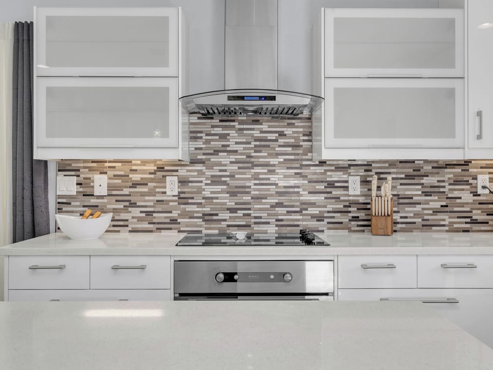 Kitchen Stove and Oven