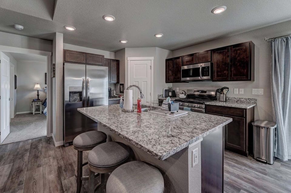 Full-size kitchen with all the standard appliances, cookware, and utensils