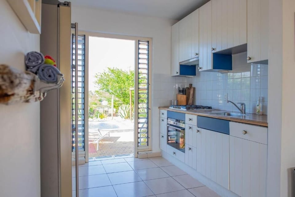 Kitchen (2)