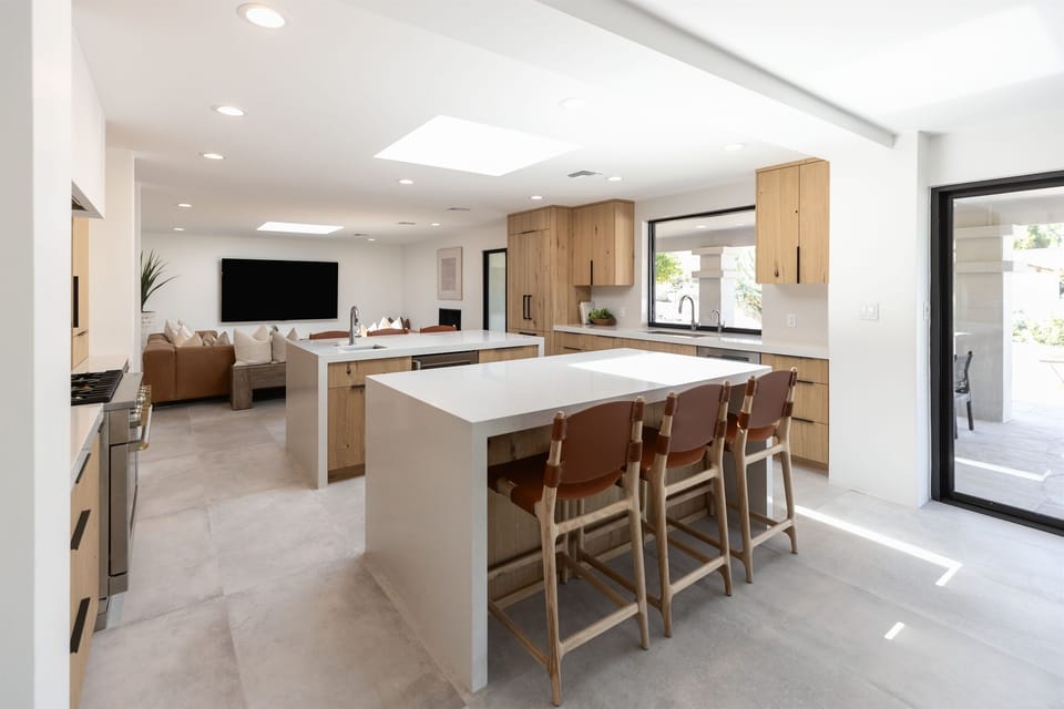 You won't miss a thing with this wonderful, bright, open concept kitchen.