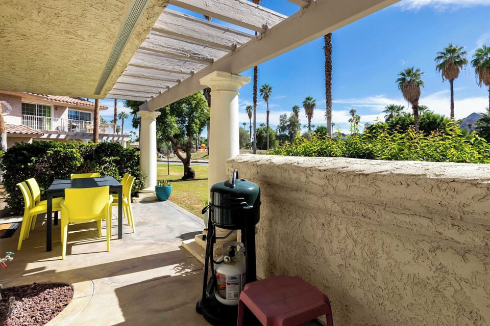 Patio with out door seating
