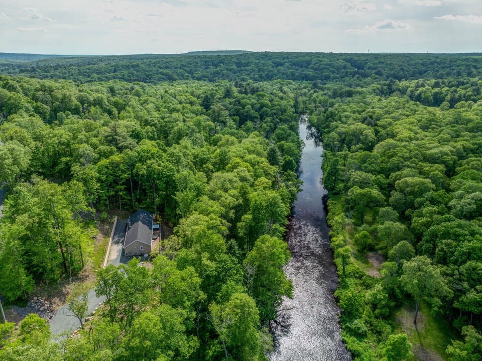 Arial view of the beautiful Lehigh River and proximity of our home! 