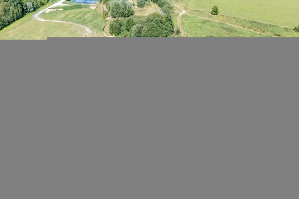 Immediate Surroundings [summer] (<1 km)