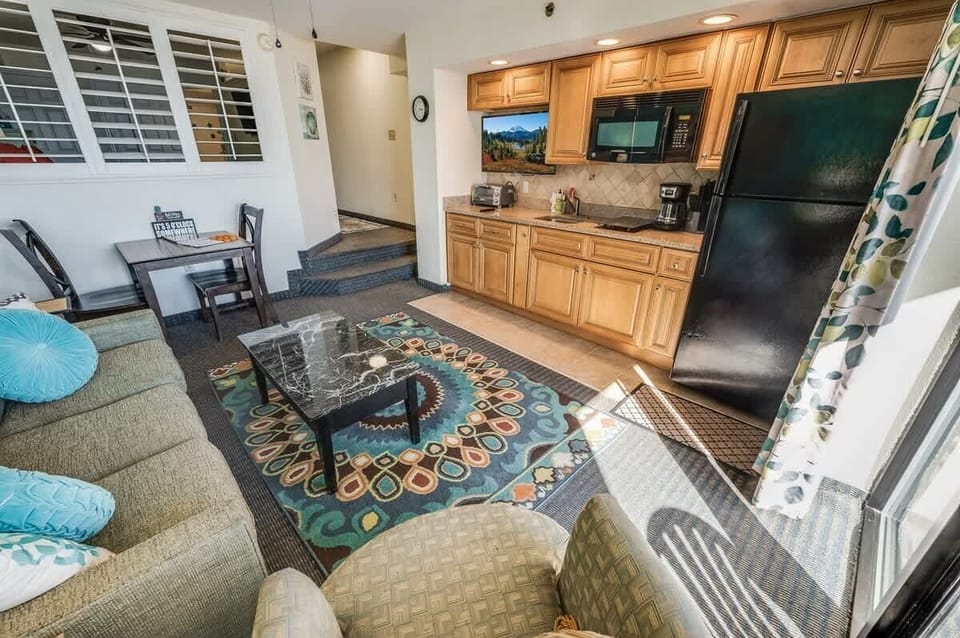 Large Kitchen Area