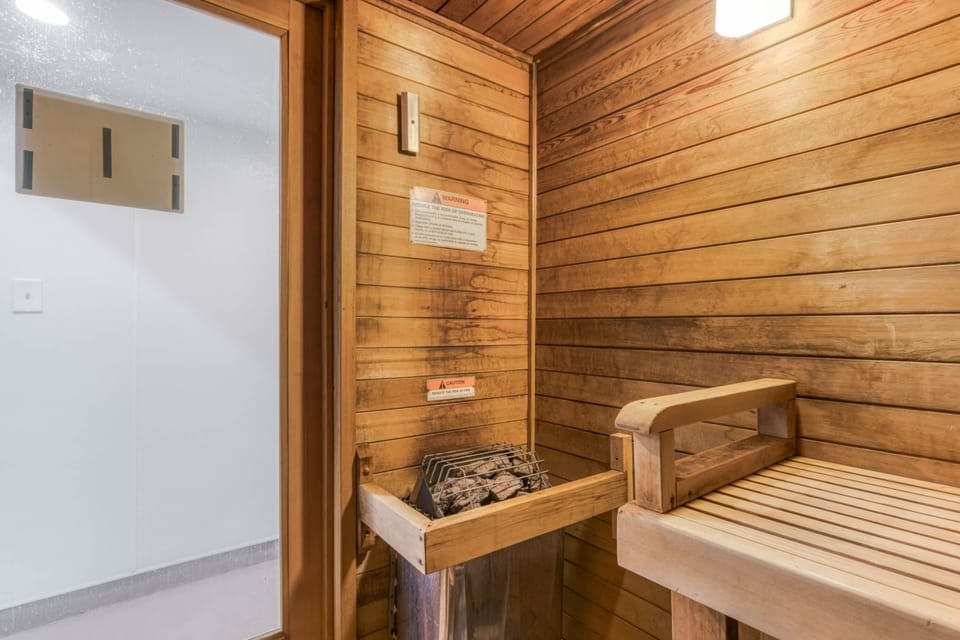 Step into serenity! Our traditional dry sauna offers a warm escape for unwinding and total relaxation.