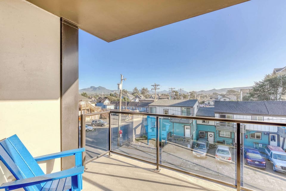 Balcony chill time! Enjoy your morning coffee or evening unwind in this great spot.