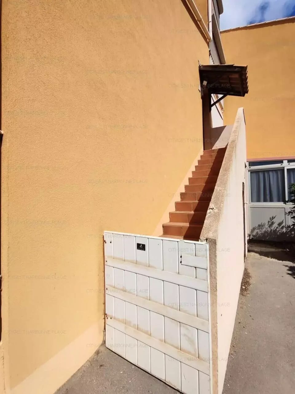 Exterior detail