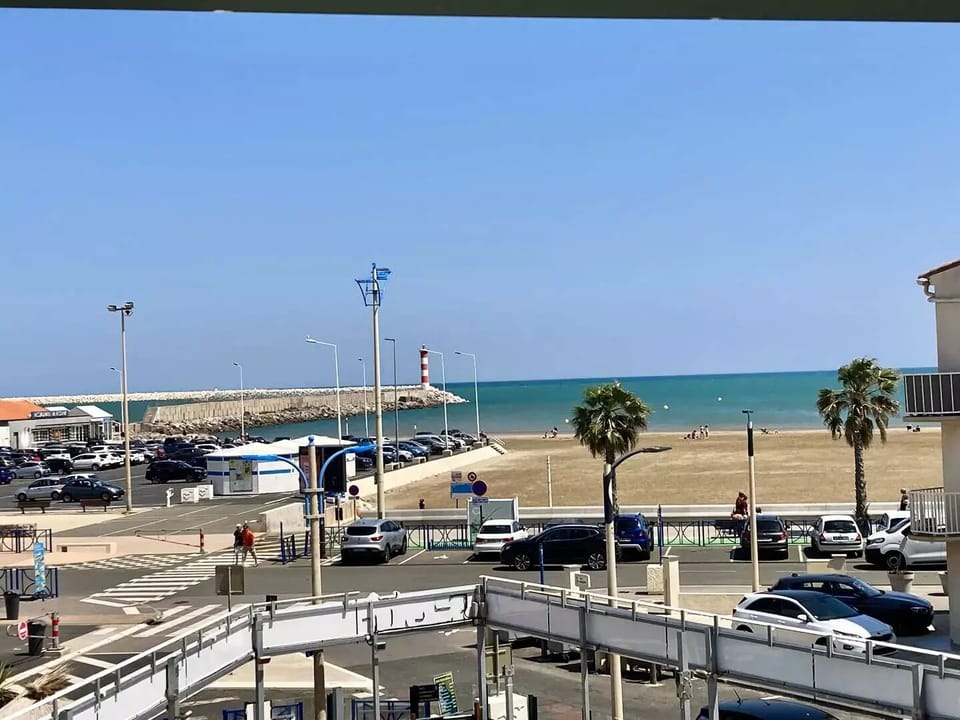 Beach/ocean view