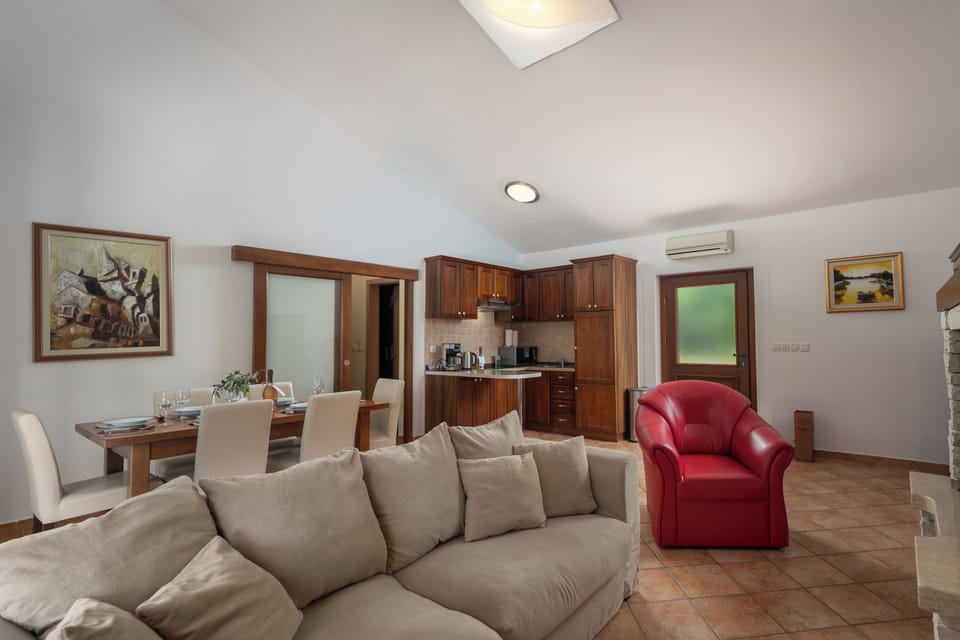 Living and dining room