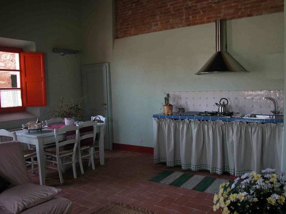 Furniture, Table, Cabinetry, Wood, Building, Flooring, Kitchen, Plant, Floor, House