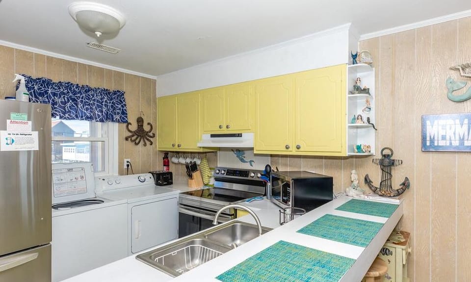 Kitchen II