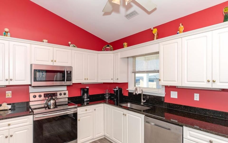 Kitchen II