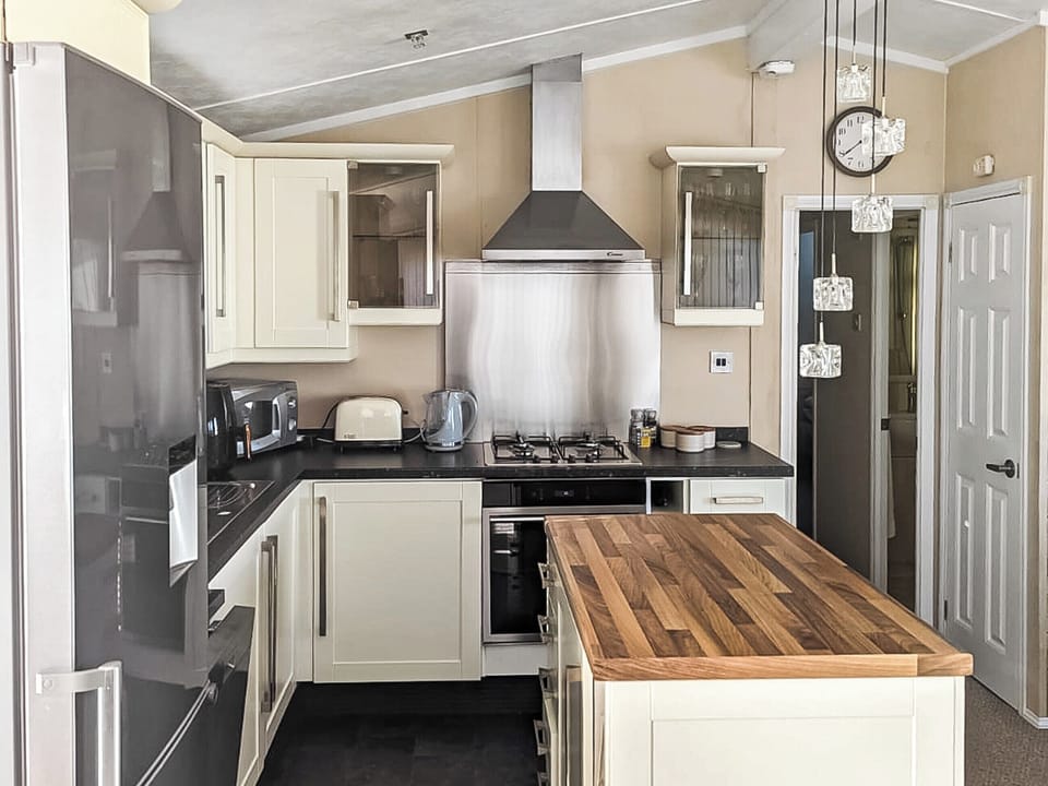 Kitchen | Zion&rsquo;s Retreat - Forest Views, Moota, Near Cockermouth