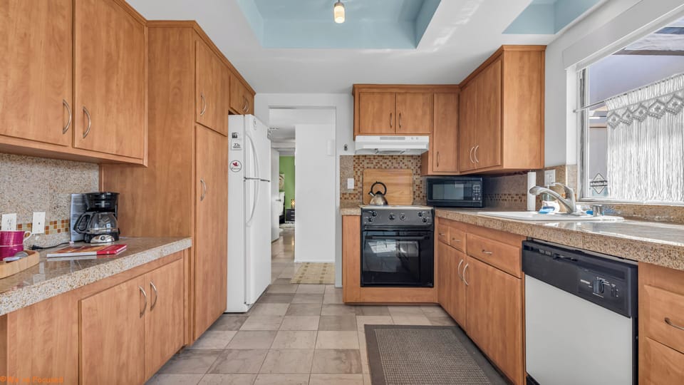 Large fully equipped kitchen