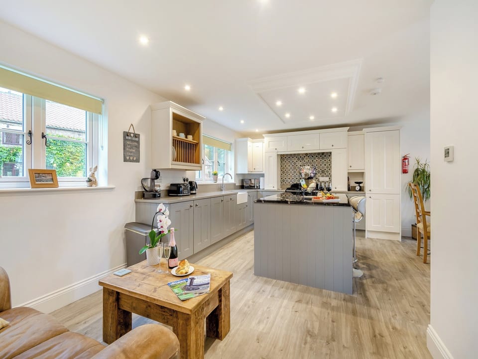 Kitchen | Heather View Lodge, Rosedale East, near Pickering