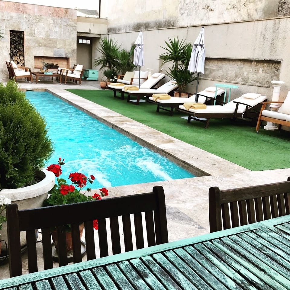 Pool