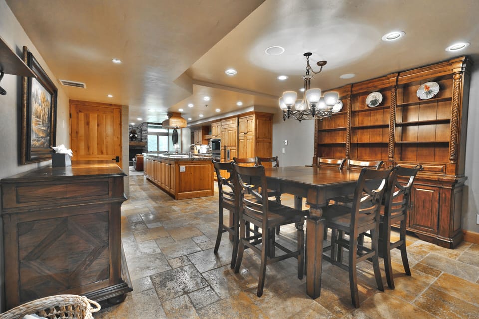 DINING TABLE