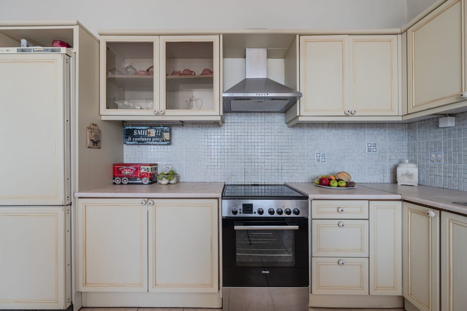 Gallery House,near beach,shared pool, South Crete, Kitchen