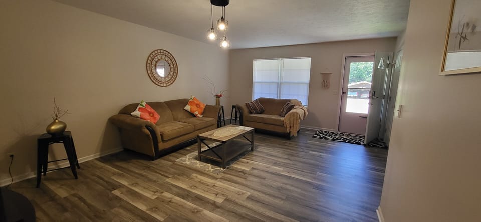 Bright and spacious living room
