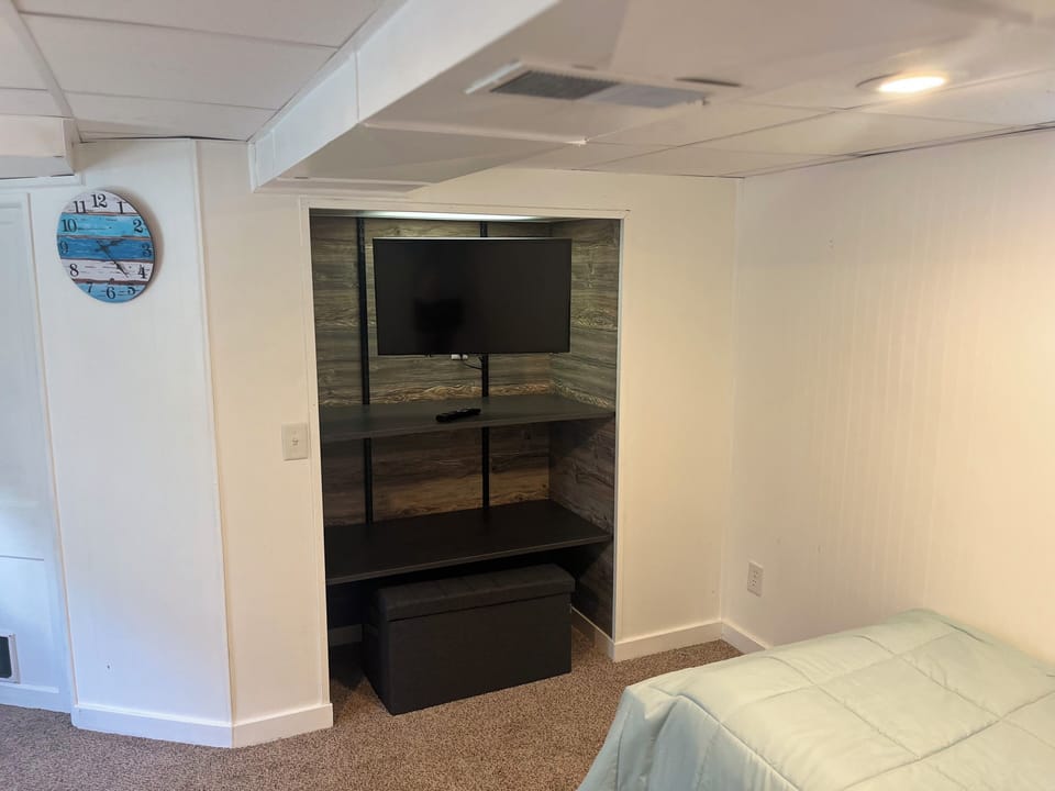 Downstairs bedroom TV with Roku