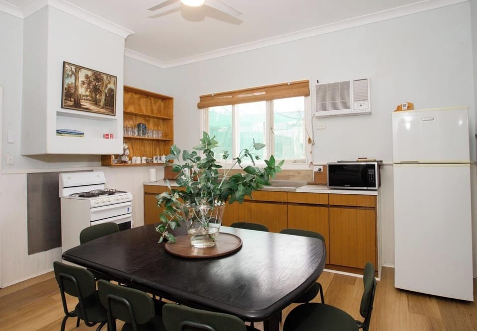 Enjoy cooking and dining together in a fully equipped kitchen.