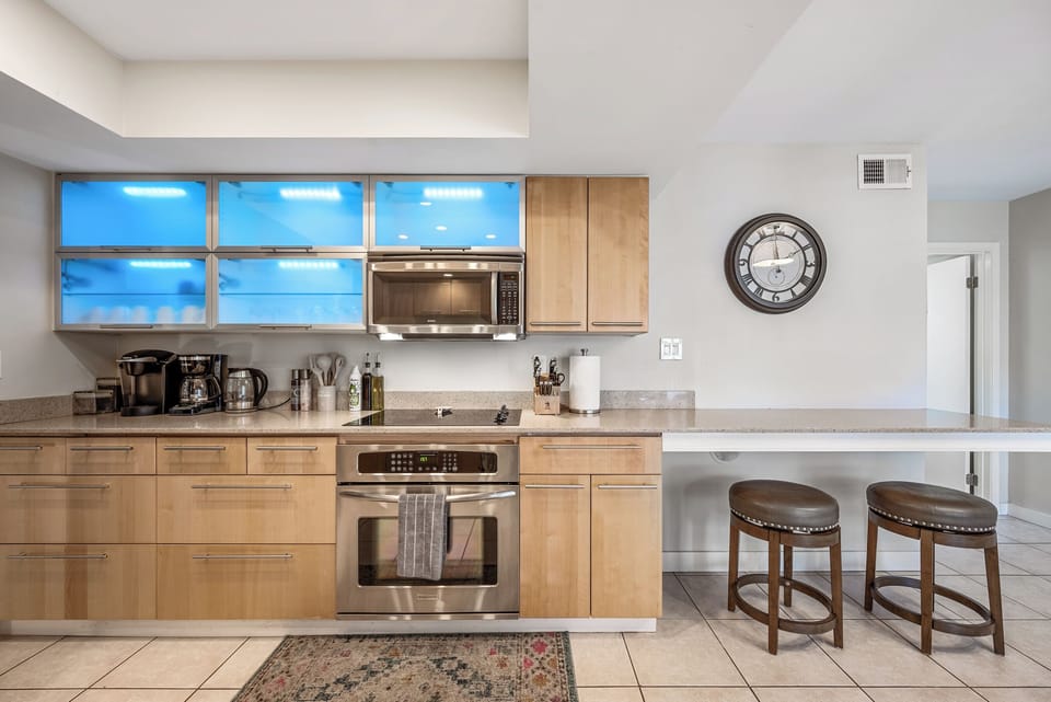 Spacious Kitchen Retreat | Ideal for Your Dream Airbnb Stay