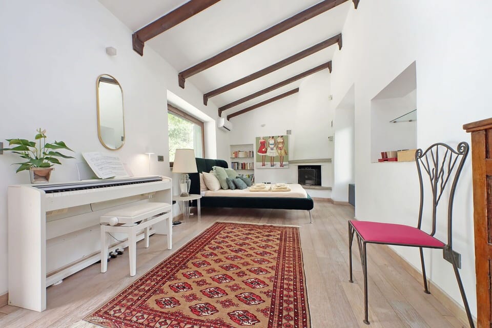 Autumn, Living Room, Spring, Summer