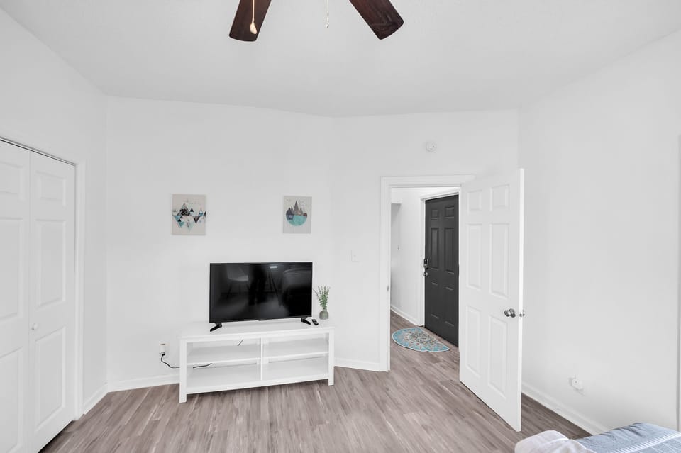 Indoors, Screen, Floor, Flooring, Furniture
