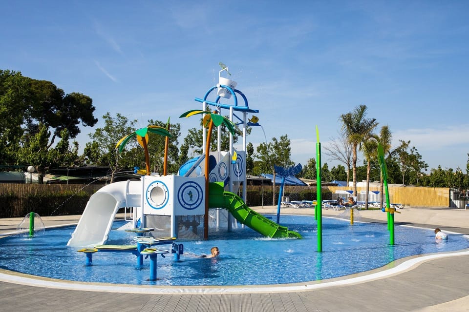 Holiday Home Swimming Pool