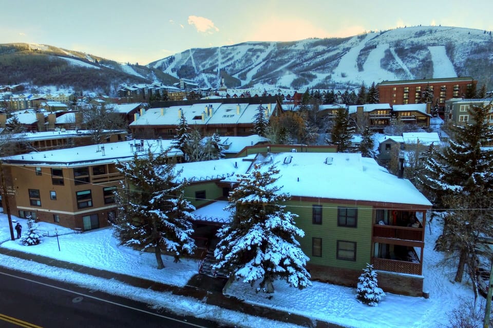 Vacation Rentals in Park City at Ski Team 1: Winter View