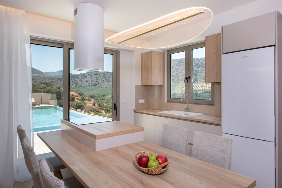 Cook up your family's favourites in this luxury self-catering Villa. 