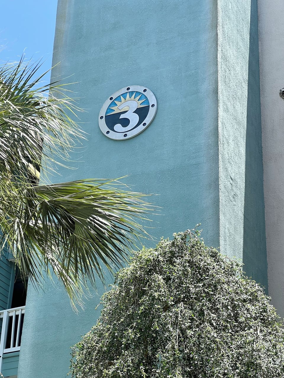 Building 3 has an indoor pool, hot tub, gym, sauna, steam room and kid pool