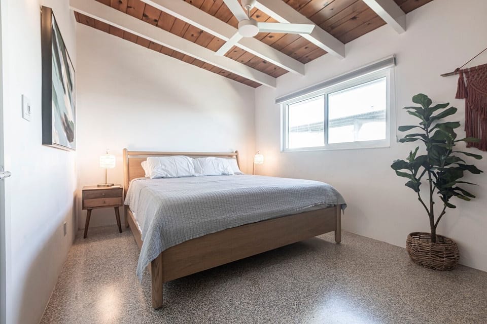07 Bedroom