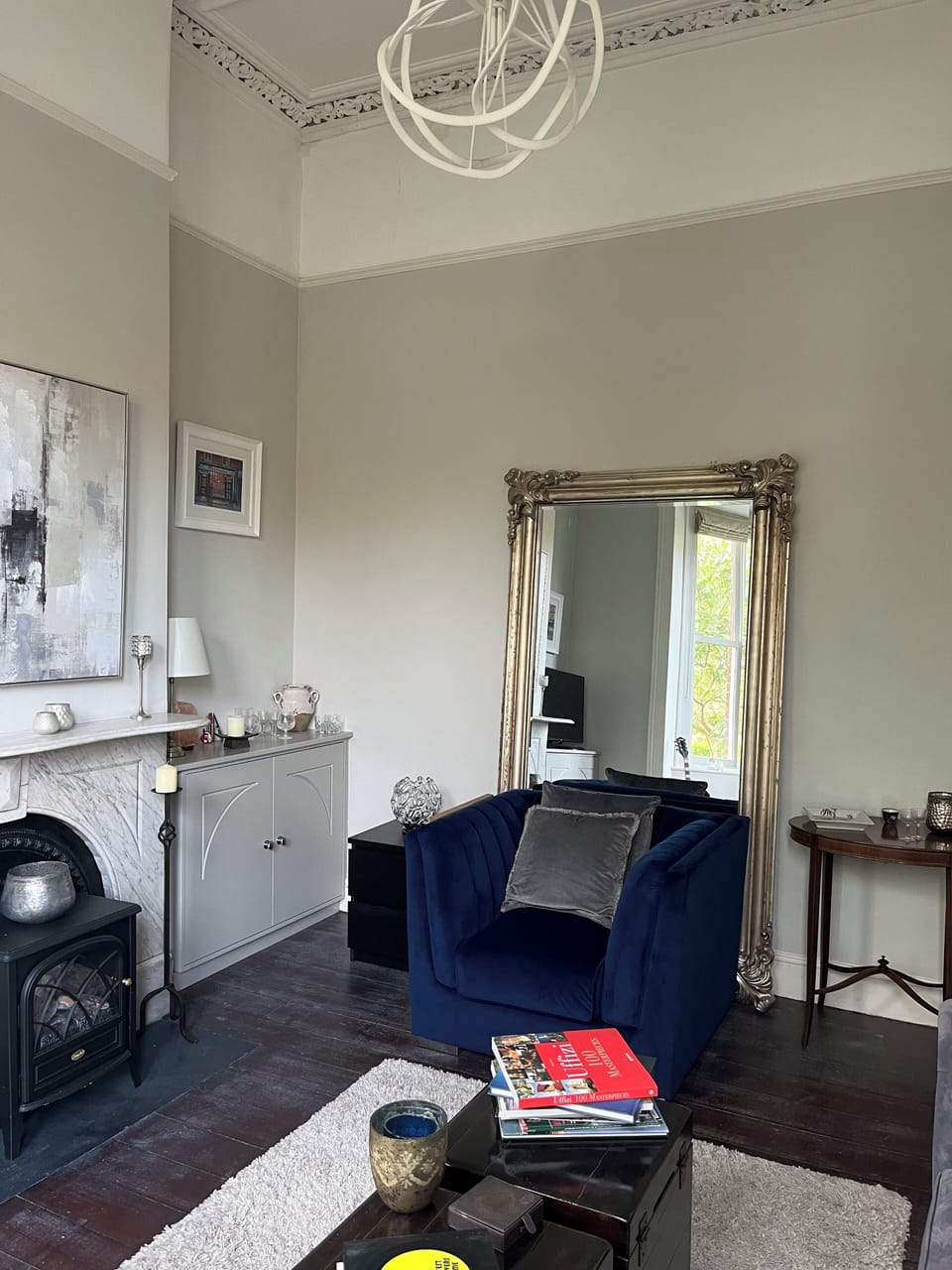 Drawing/Living room