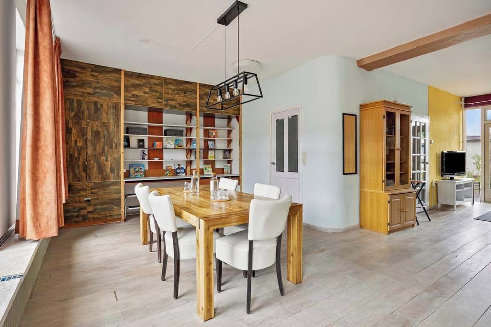 Living room lay-out